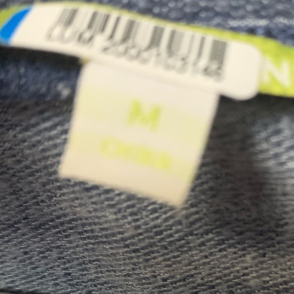 Gianni Bini Flower Embroidered Crop Top Size Medium - Picture 3 of 5